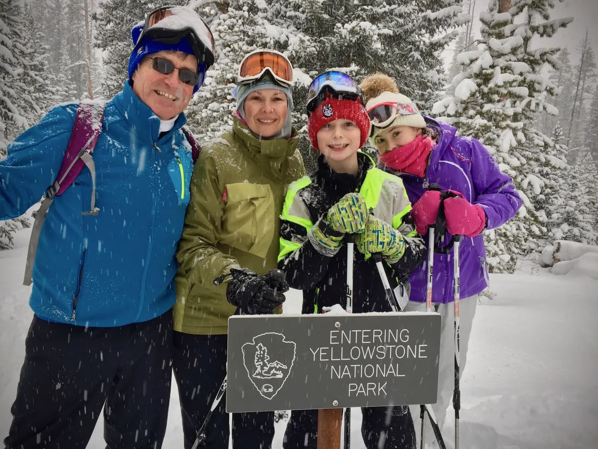 Winter skiing in Yellowstone - Yellowstone Guidelines 